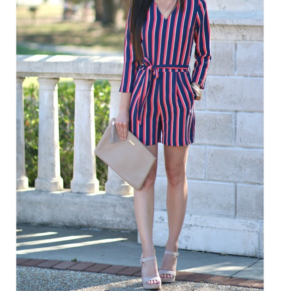 🔥 Banana Republic stripe romper - Picture 3 of 3